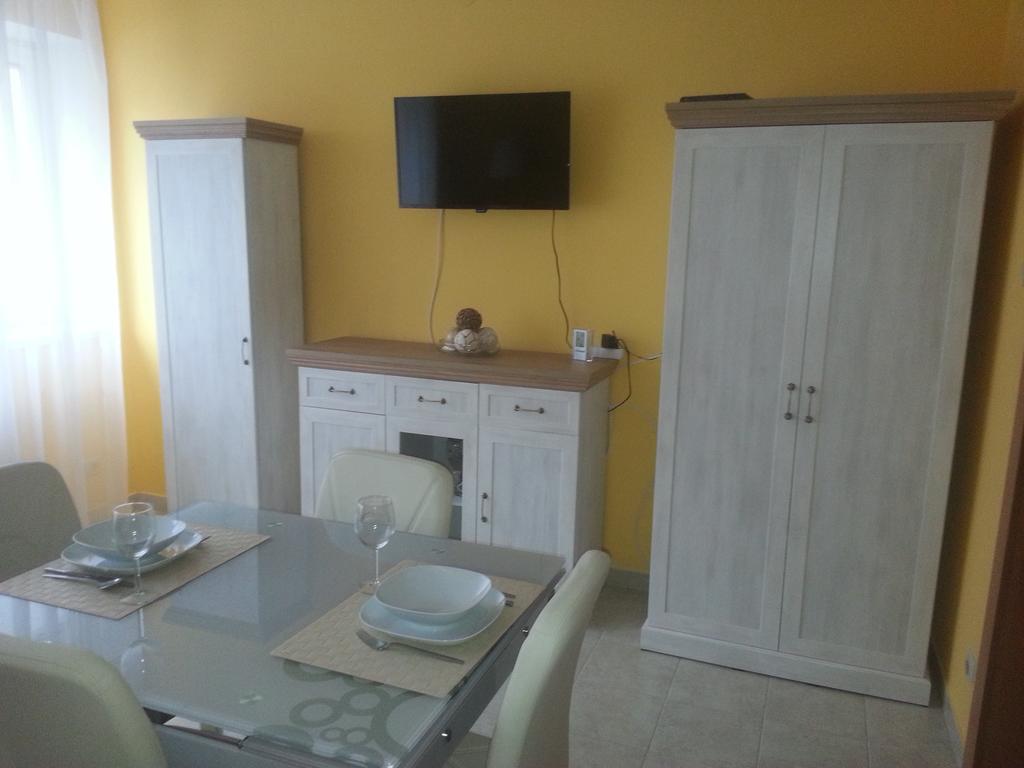 Szinva Apartman Мішкольц Екстер'єр фото